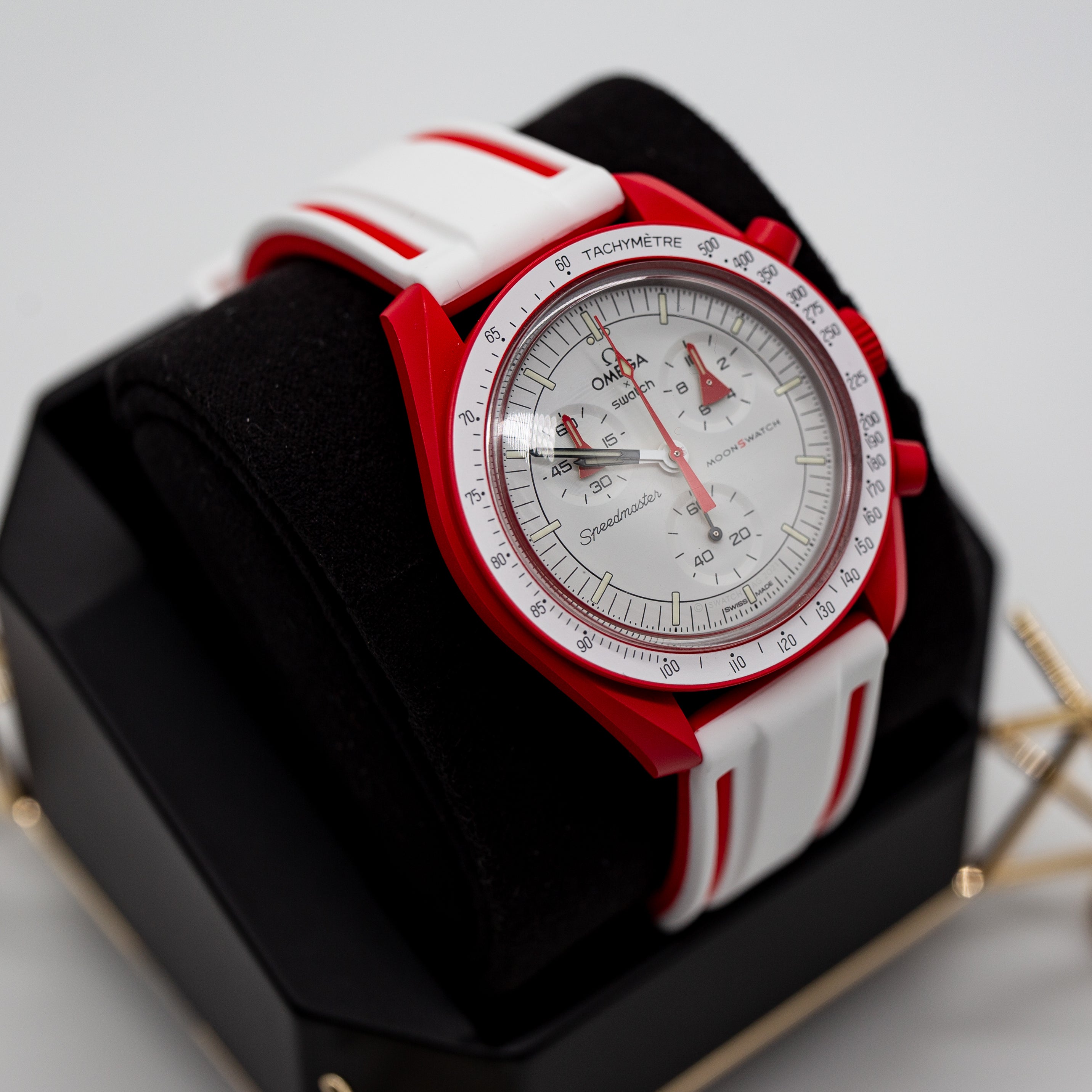 MoonSwatch Outline Strap White with Red Outline