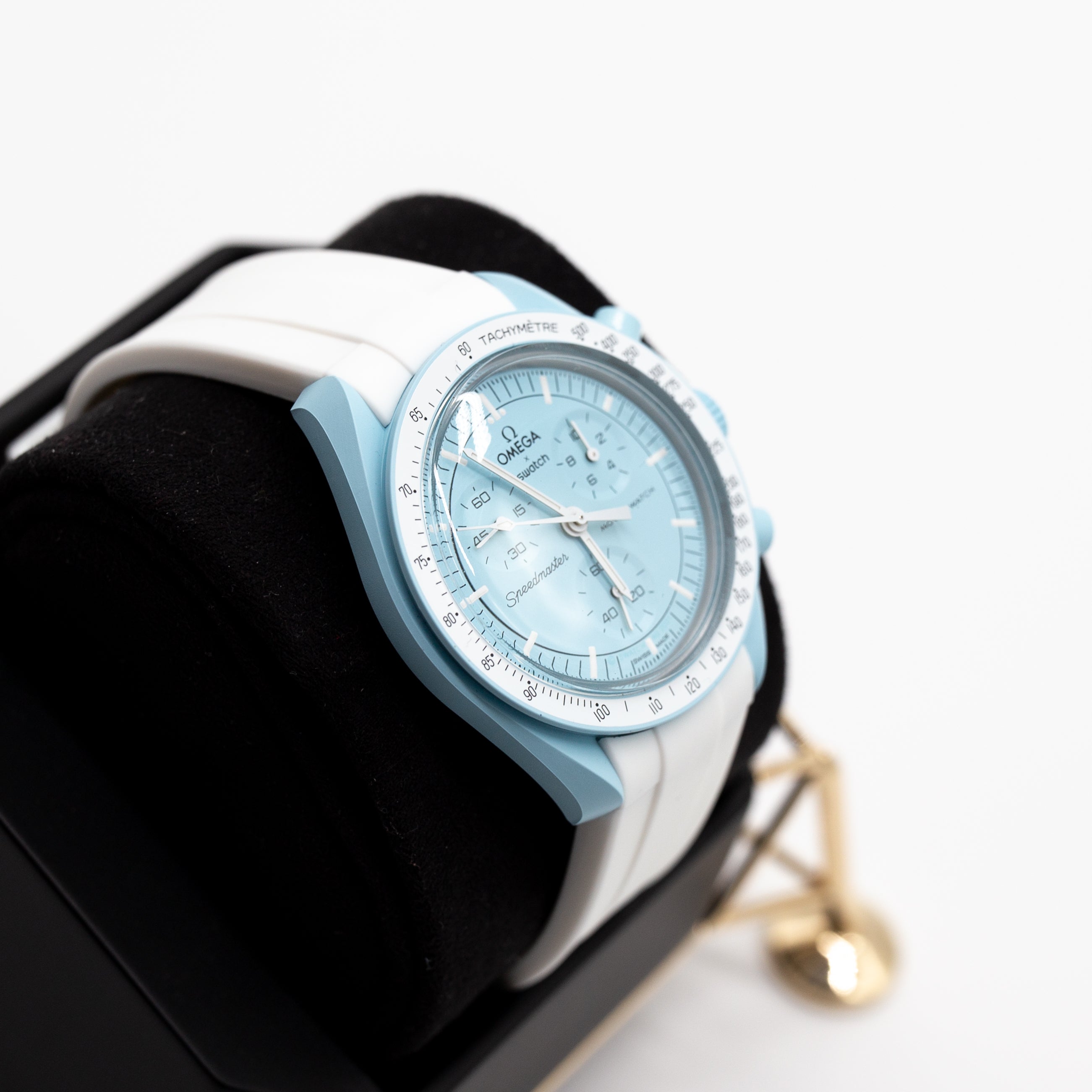 MoonSwatch Sleak Luxury Strap White